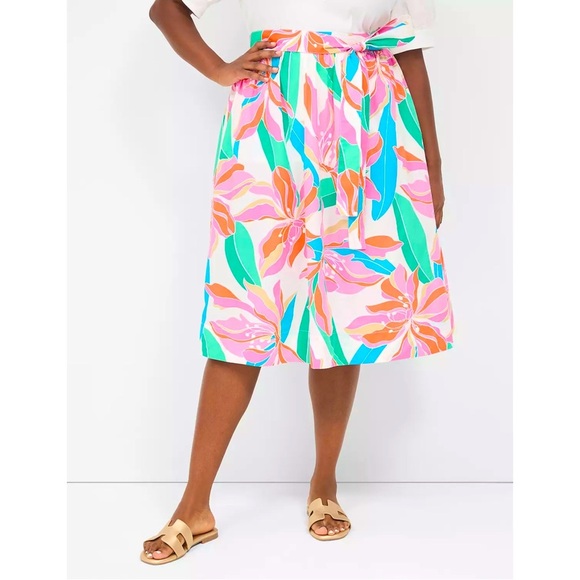 Lane Bryant White Floral MIDI Elastic Skirt Pockets Women’s 18/20 NWOT - Picture 1 of 9